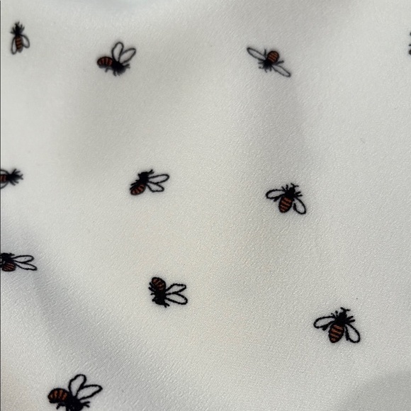 Banana Republic Ivory Tank with Black and Yellow Bumble bees - Picture 5 of 9